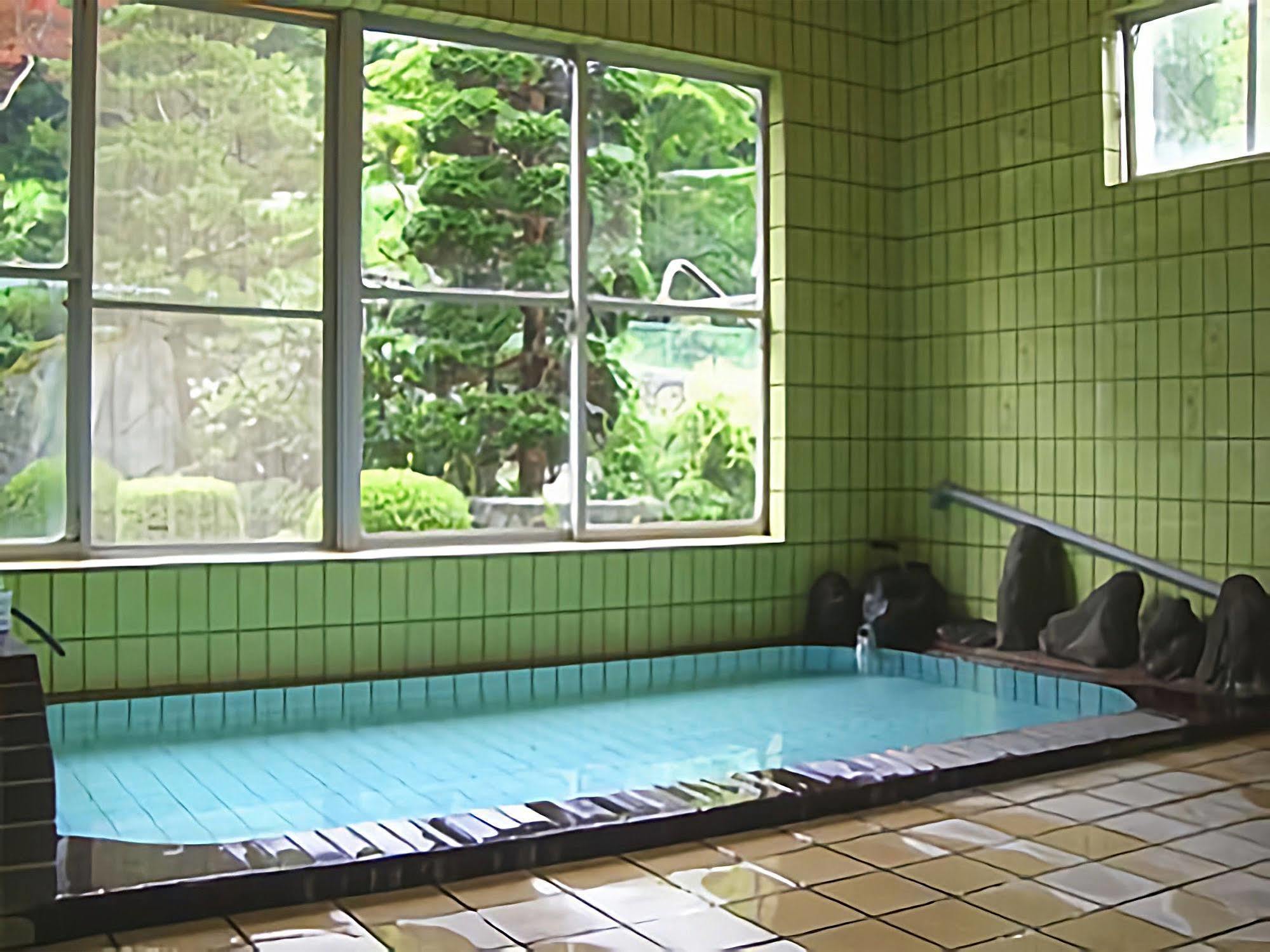 โอชุกุ ออนเซน มินชุกุ ซะกะเอะยะ Hotel Shizukuishi ภายนอก รูปภาพ