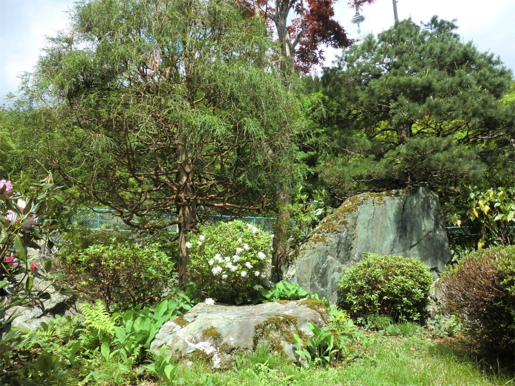 โอชุกุ ออนเซน มินชุกุ ซะกะเอะยะ Hotel Shizukuishi ภายนอก รูปภาพ